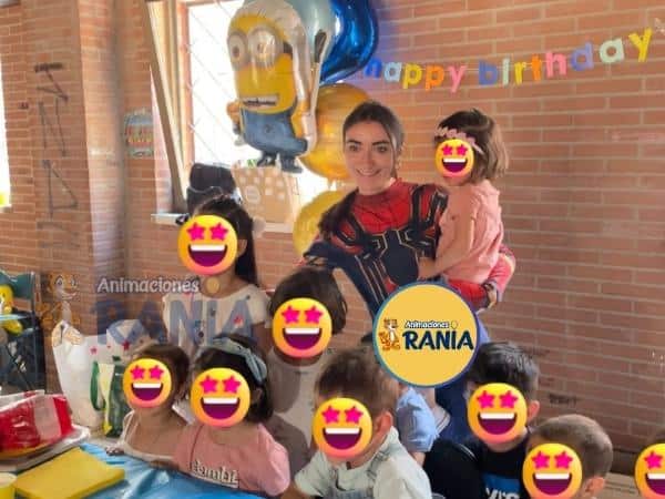 2 animaciones con princesas
